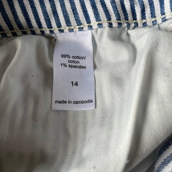 Maurice’s Hight Rise Double Button Skirt 💙🤍 - Picture 6 of 8